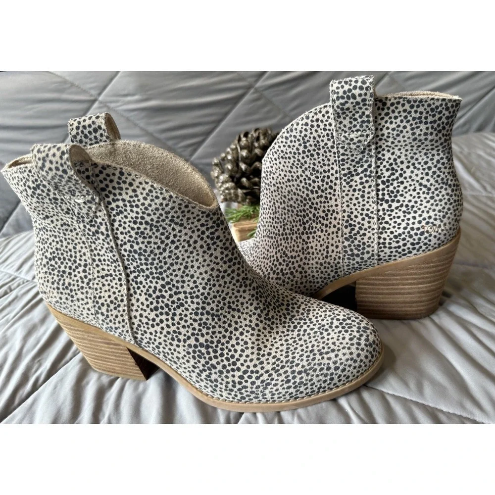 TOMS Constance Mini Cheetah Suede Western Ankle Booties Women's Size 8